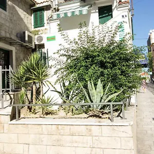 Kuca Mala Apartamento Split